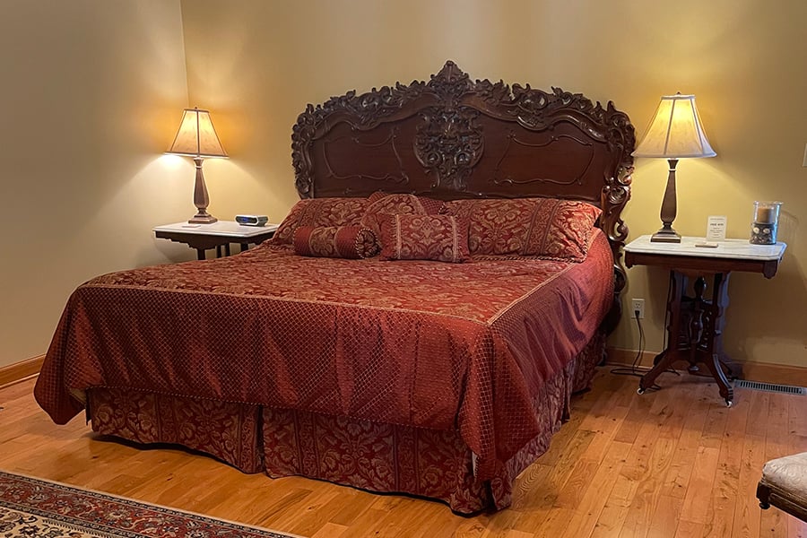 Haven Lodge - Lincoln Master Bedroom